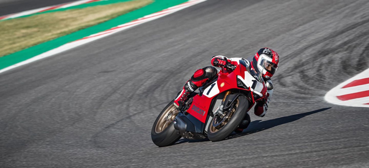 Ducati Panigale V4 08 Panigale V4 25 Anniversario 916 Action Uc77815 High Ducati Panigale V4 08 Panigale V4 25 Anniversario 916 Action Uc77815 High