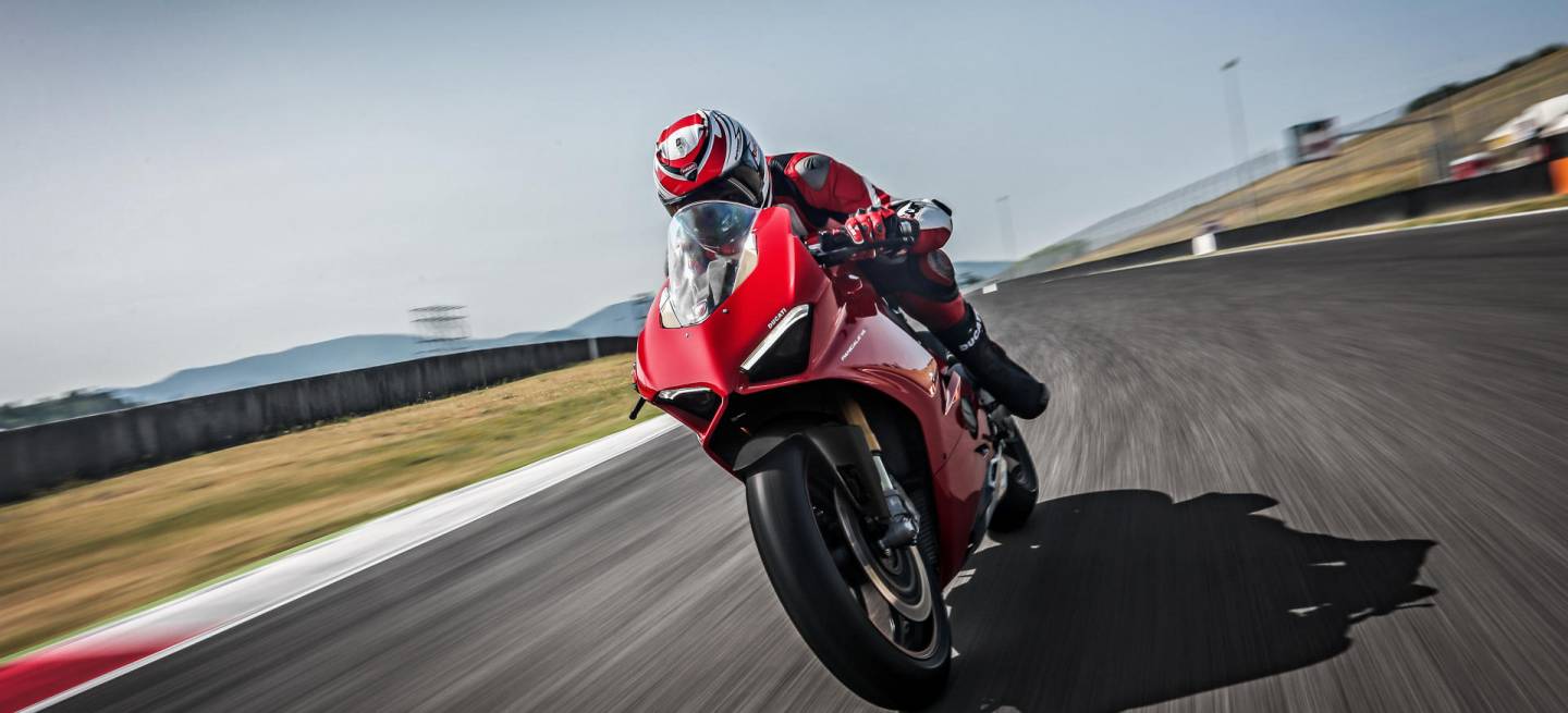 ducati-panigale-v4-dm-23