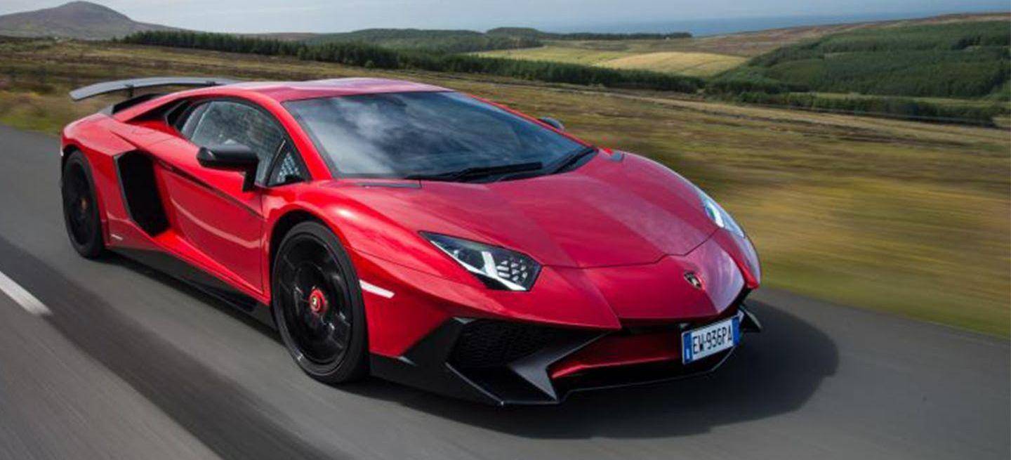evo-isla-de-man-aventador