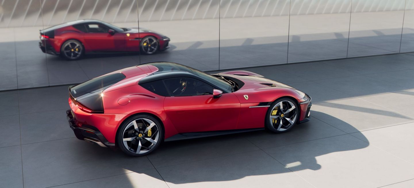 ferrari-12cilindri-2025-1067274_1440x655c.jpg