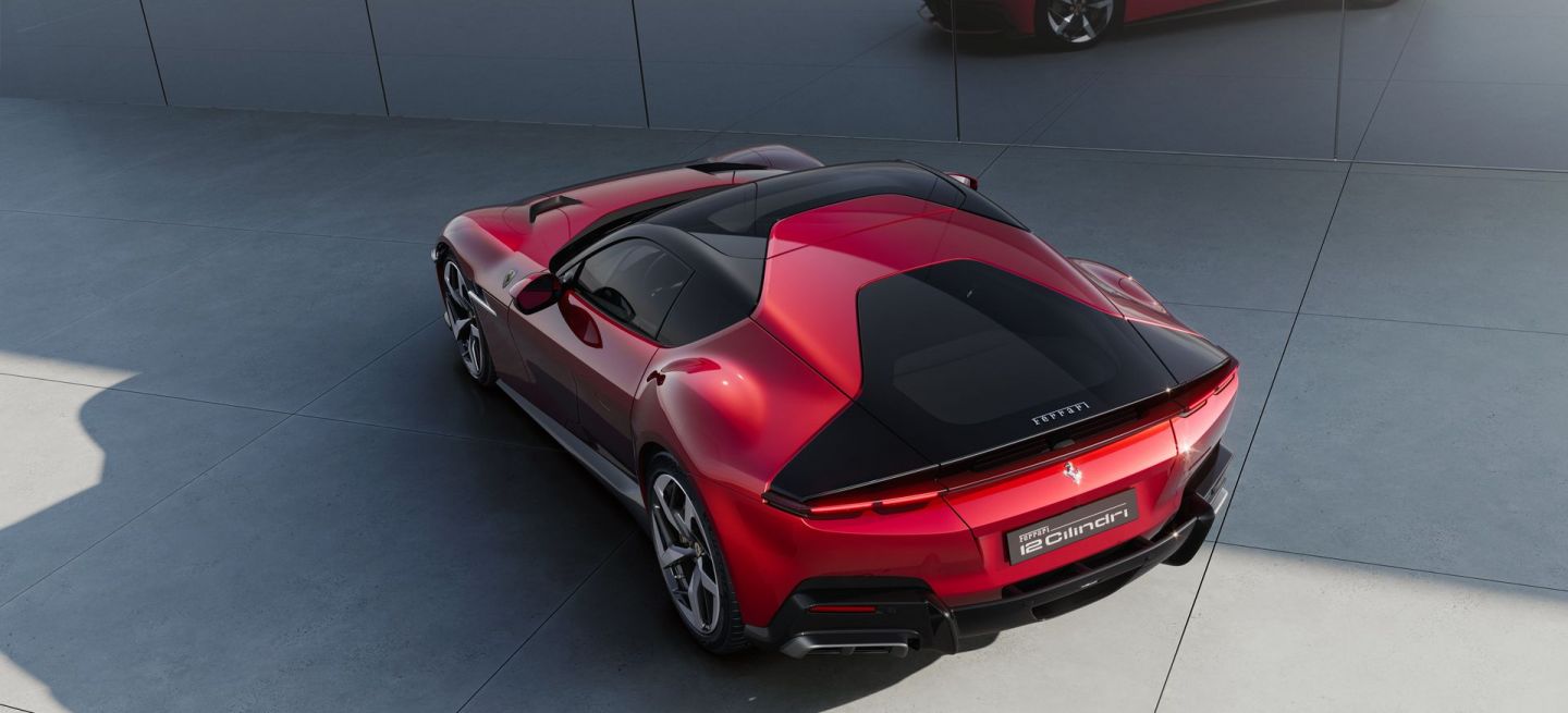 ferrari-12cilindri-2025-42-1067279_1440x655c.jpg