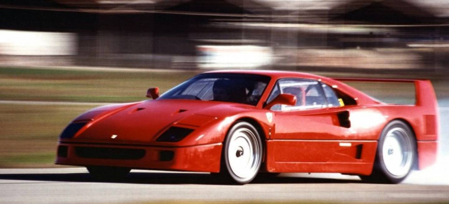 ferrari-f40-01-1024x700
