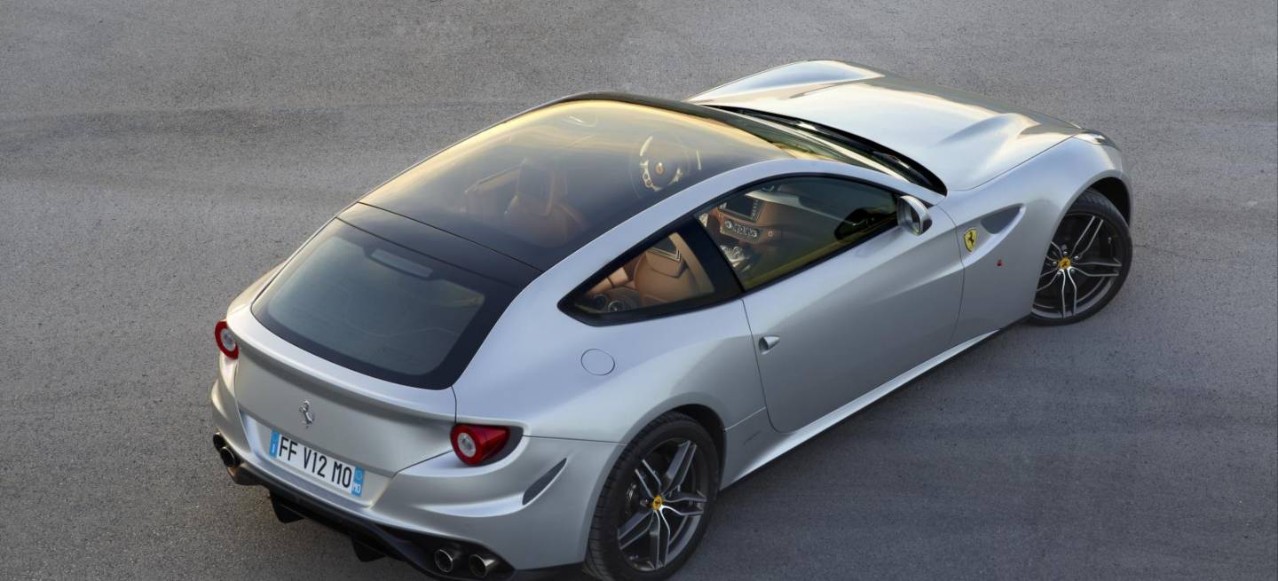 ferrari-ff-techo-panoramico-3