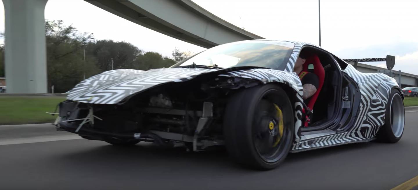 ferrari_liberty_walk_crash_dm_1