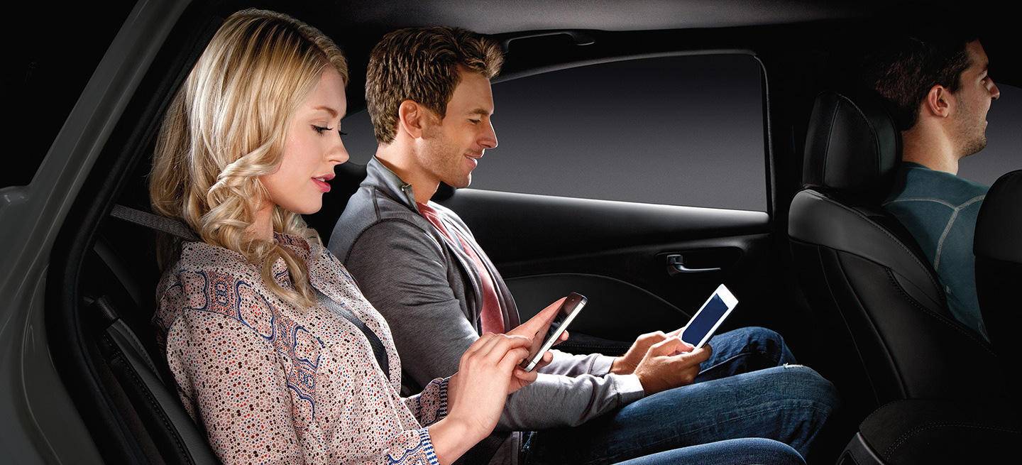 fiat-chrysler-busca-hackers-1