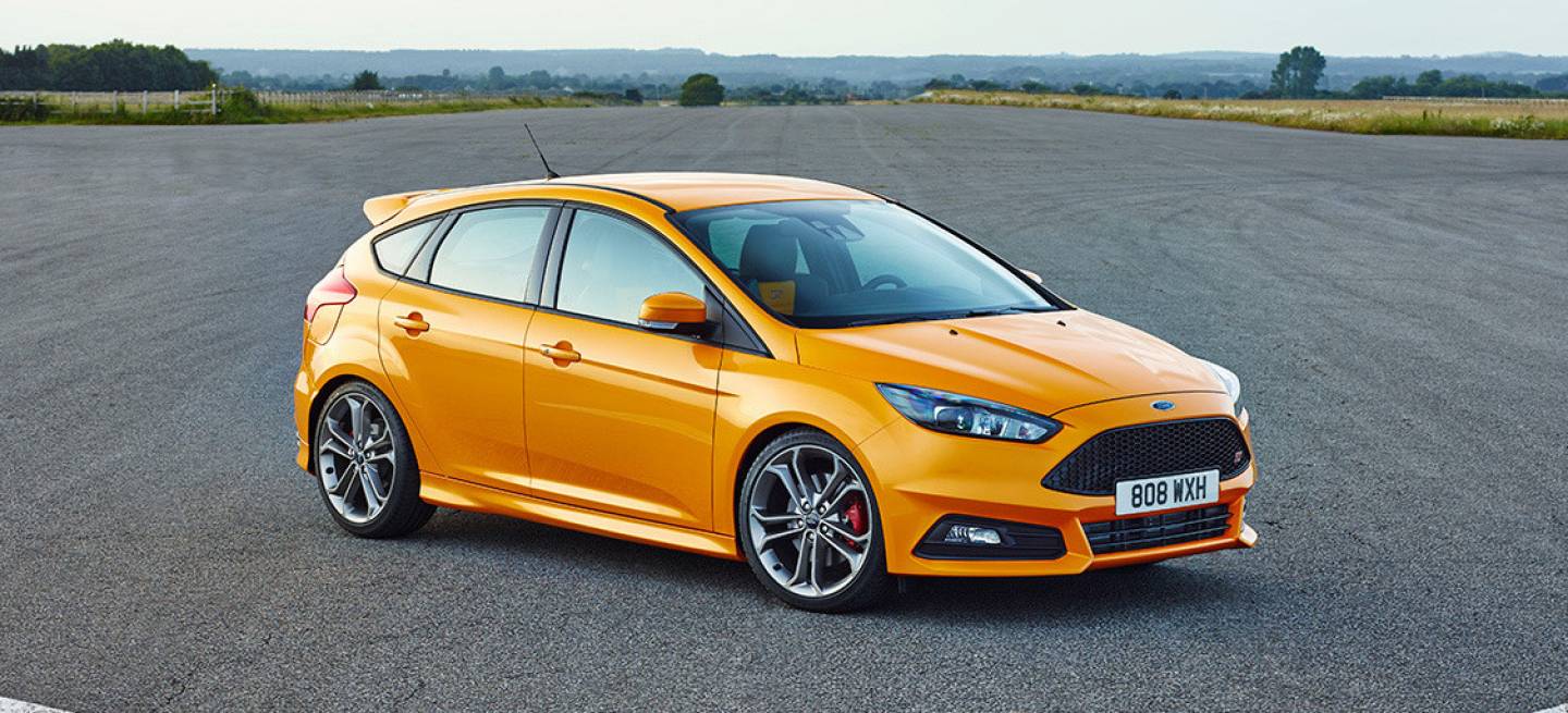 ford-focus-st-2015-55-1280px