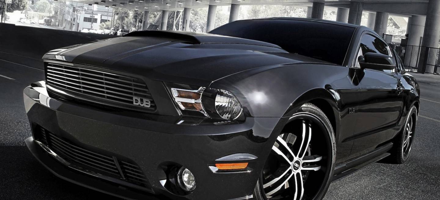 Ford Mustang DUB Edition 2011