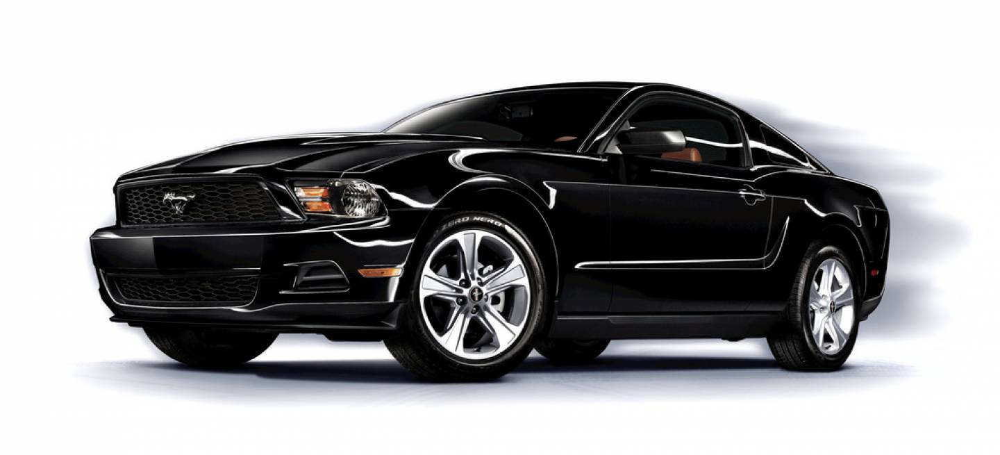 2011 Ford Mustang V-6