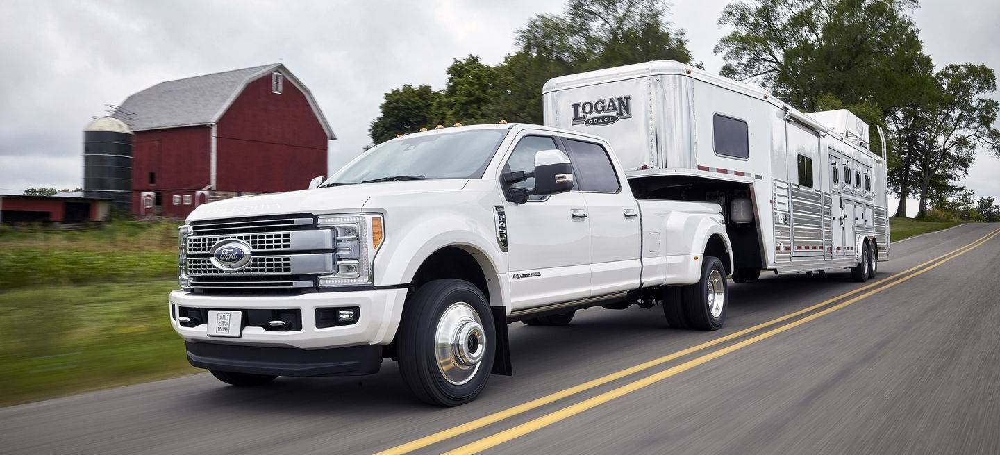 2017 Ford F-450 Super Duty Platinum Crew Cab 4×4