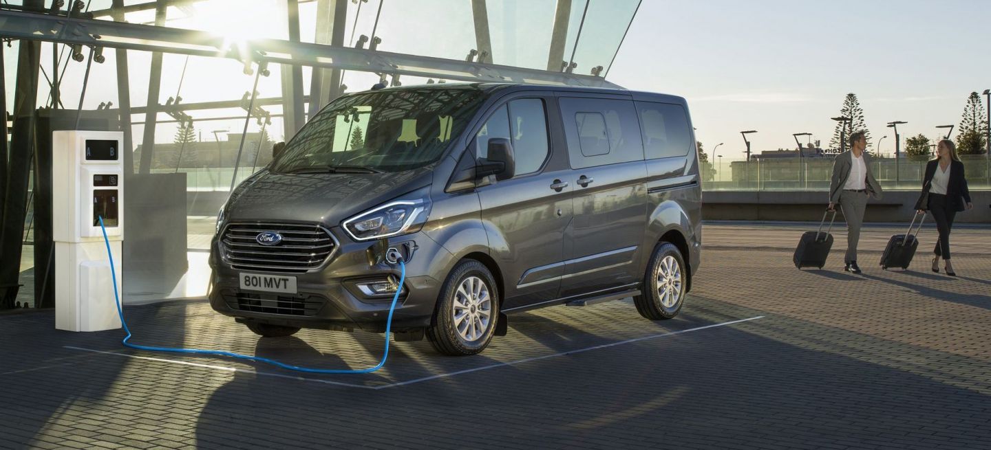 Ford Tourneo Custom Phev P Ford Tourneo Custom Phev P