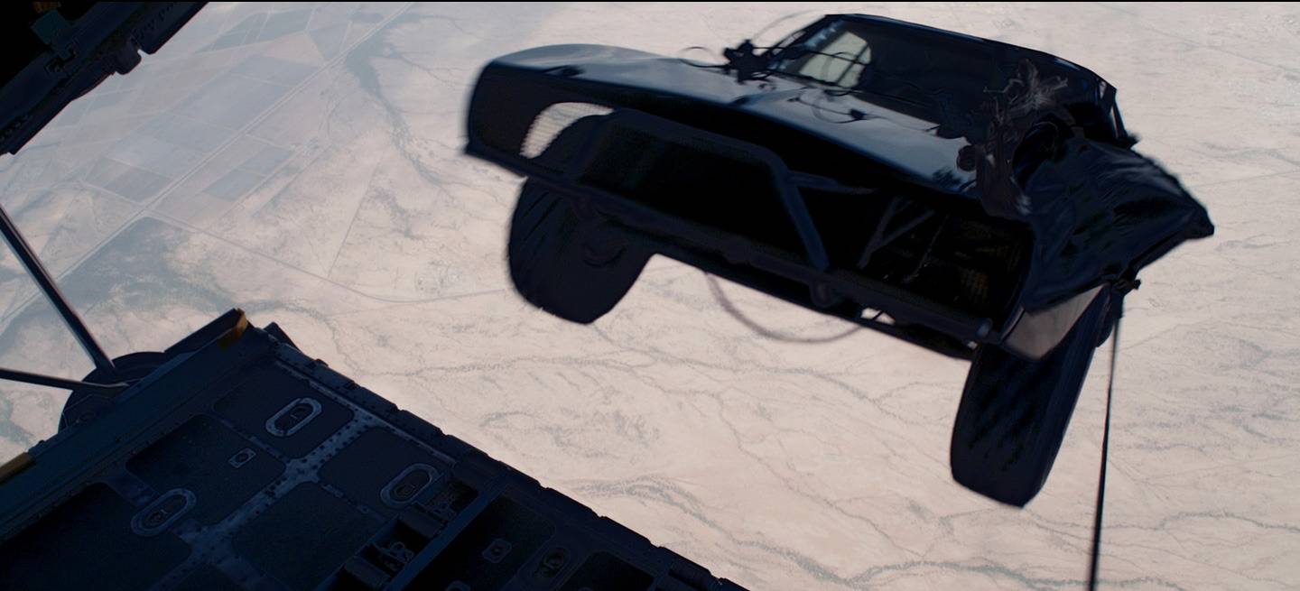 furious-7-video-trailer-avion-1440px