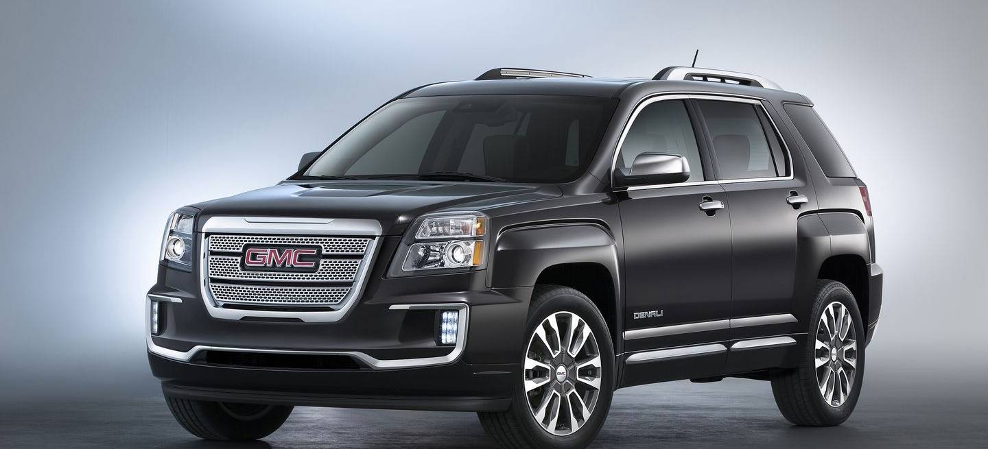 2016 GMC Terrain Denali 3/4 front