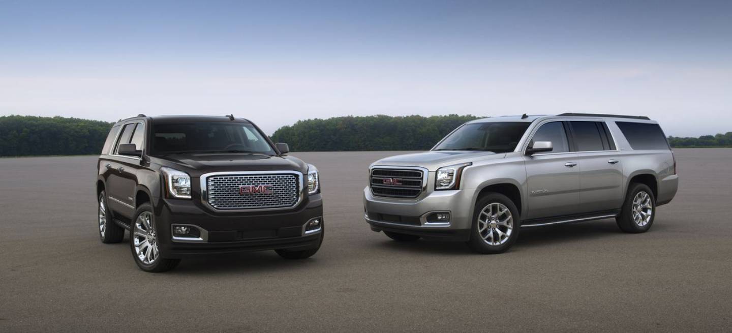 2015 GMC Yukon Denali (L) and Yukon XL SLT