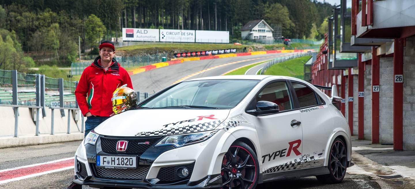 honda-civic-type-r-europa-2016-06