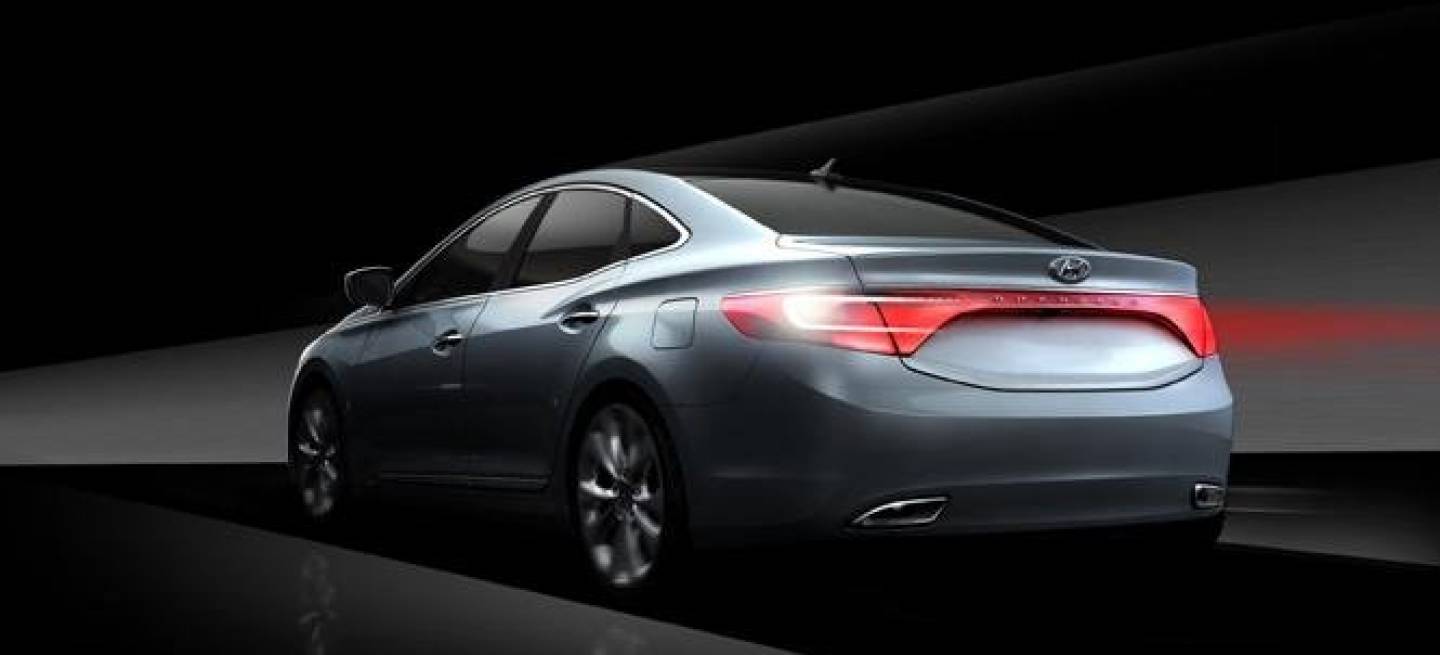 hyundai-grandeur-adelanto-dm-3