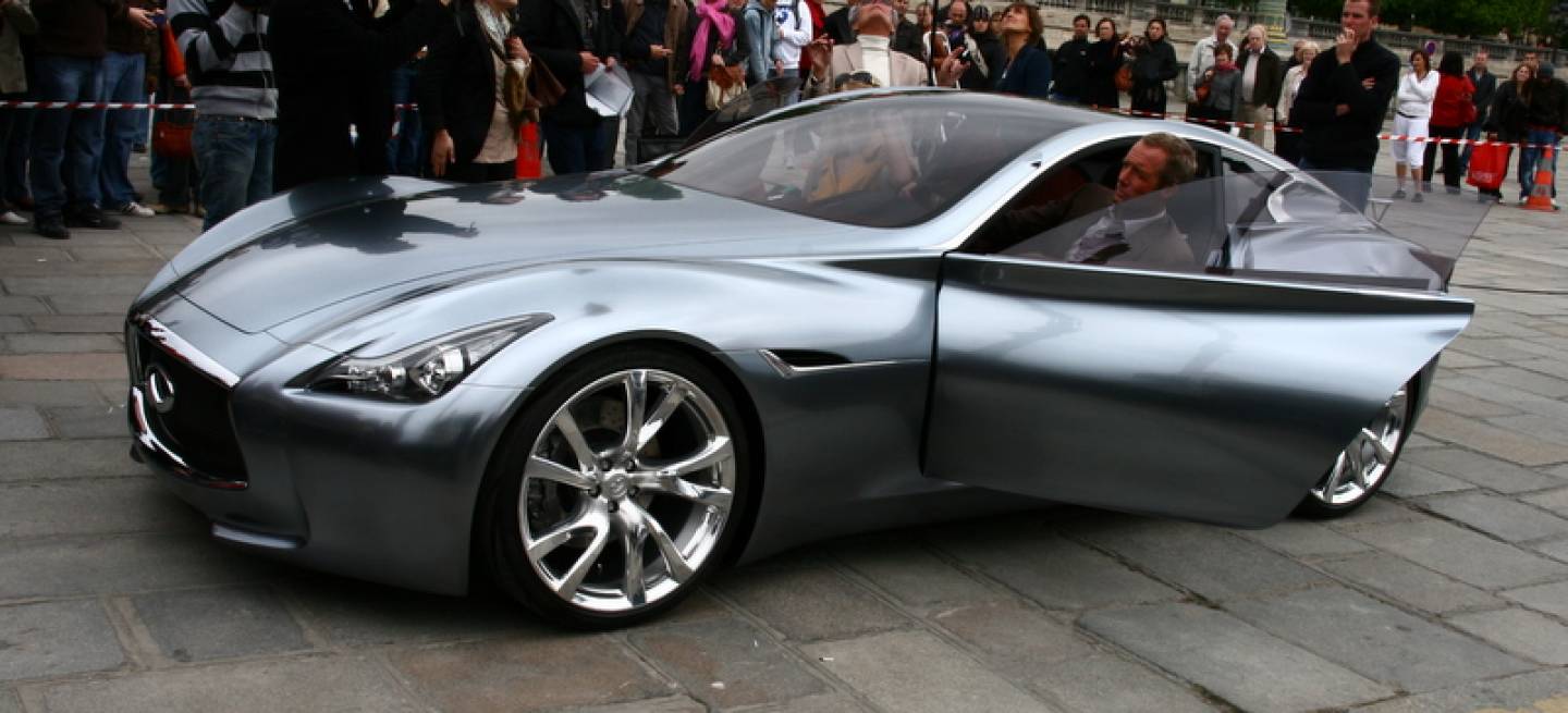 Infiniti Essence Concept en París