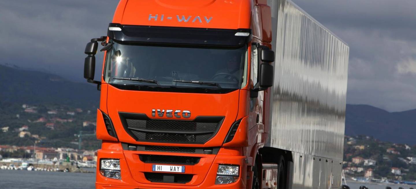 iveco-stralis-hi-way-1