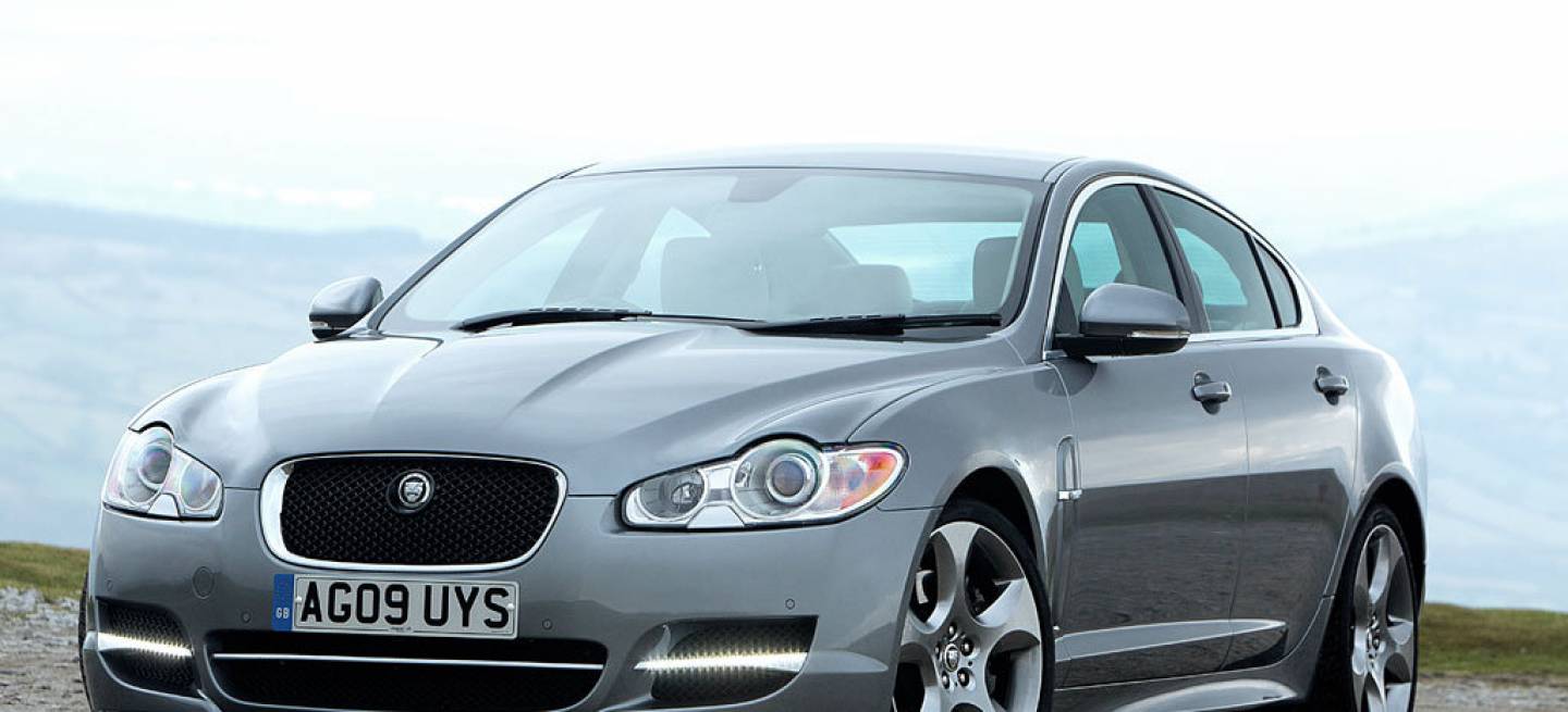 Jaguar XF S 2011