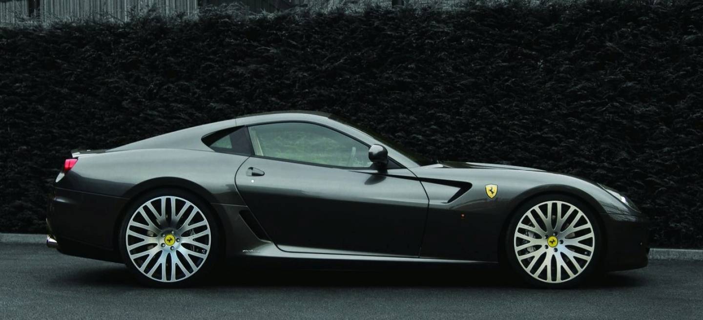 kahn-design-ferrari-599-1