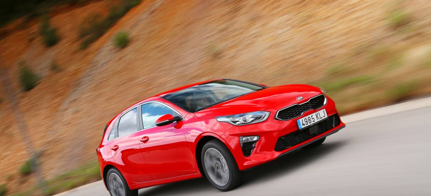 Kia Ceed 1 4 T Gdi 7 Dct Transmission 140hp Track Red 09 Kia Ceed 1 4 T Gdi 7 Dct Transmission 140hp Track Red 09