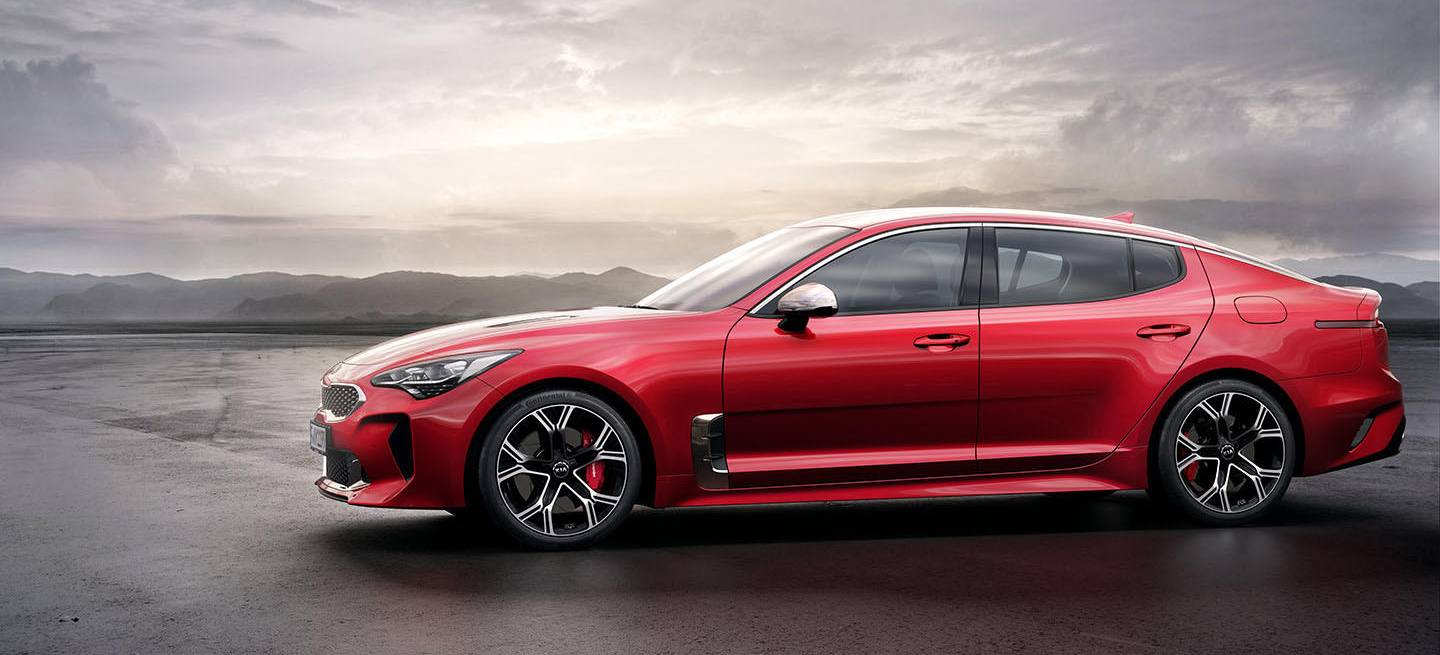 kia-stinger-2017-fotos-14