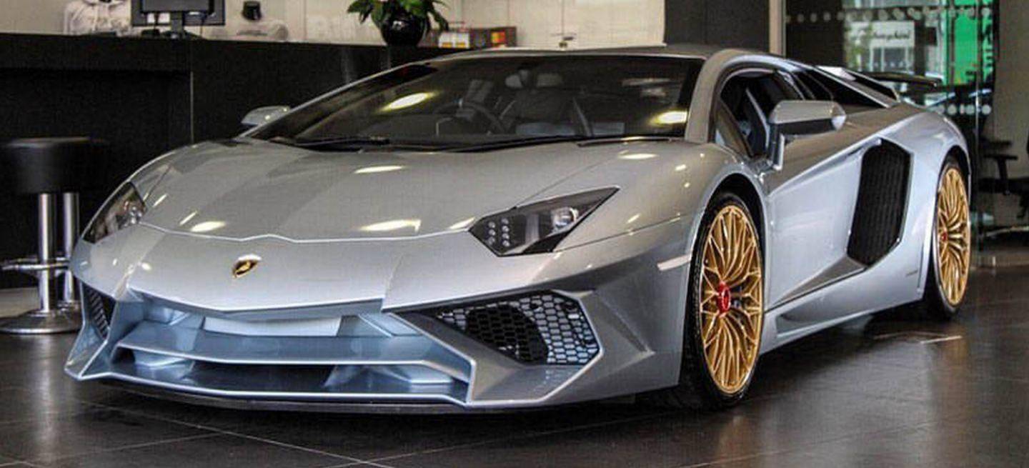 lamborghini-aventador-sv-pintura-porsche-p