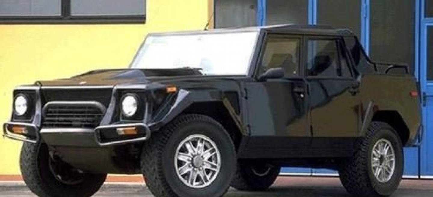 Lamborghini LM002, el Hummer italiano y su historia | Diariomotor