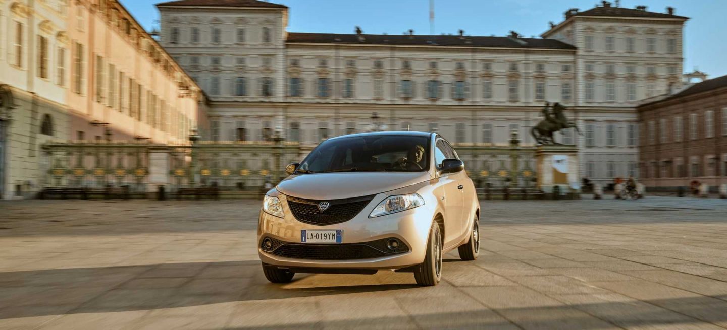 Lancia Ypsilon Hibrido Dm 3 Lancia Ypsilon Hibrido Dm 3