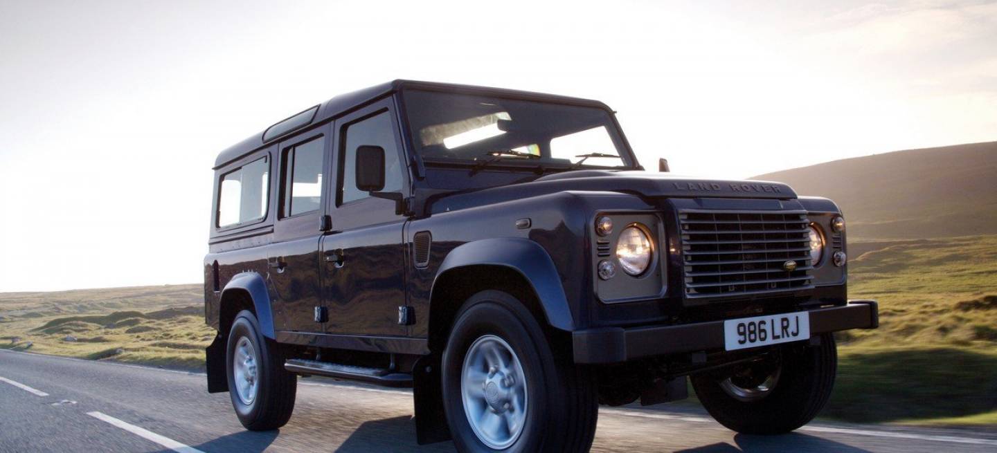 land-rover-defender-2011-dm-1