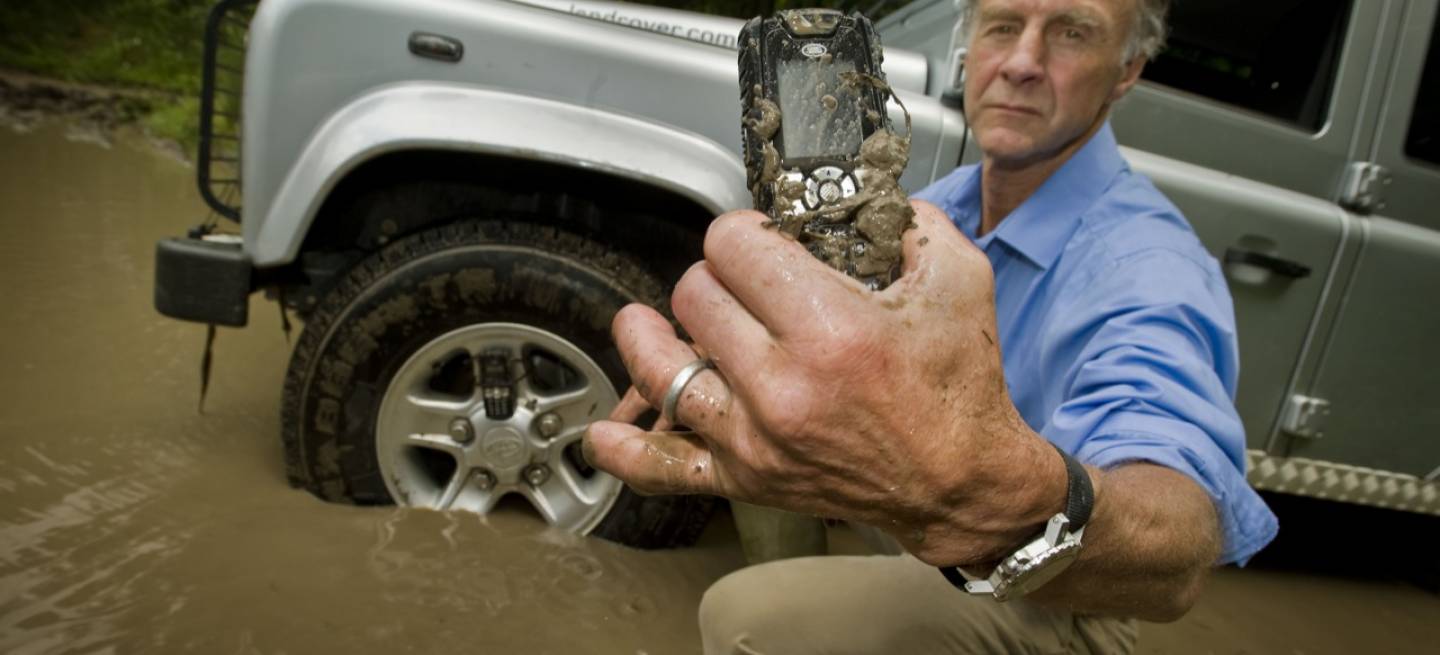 Teléfono móvil Land Rover S1