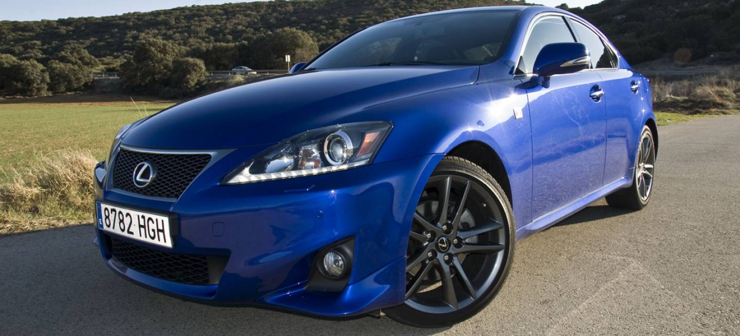 lexus-is-200d-f-sport-01