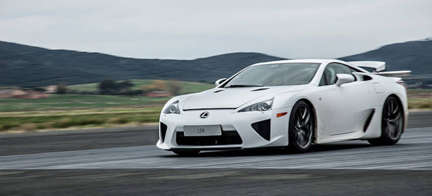 lexus-lfa-prueba-03-dm-700px-dm-700px