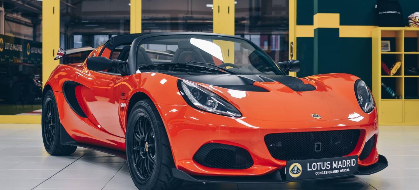 https://www.diariomotor.com/imagenes/picscache/1440x655c/lotus-madrid-mdm-1_1440x655c.jpg