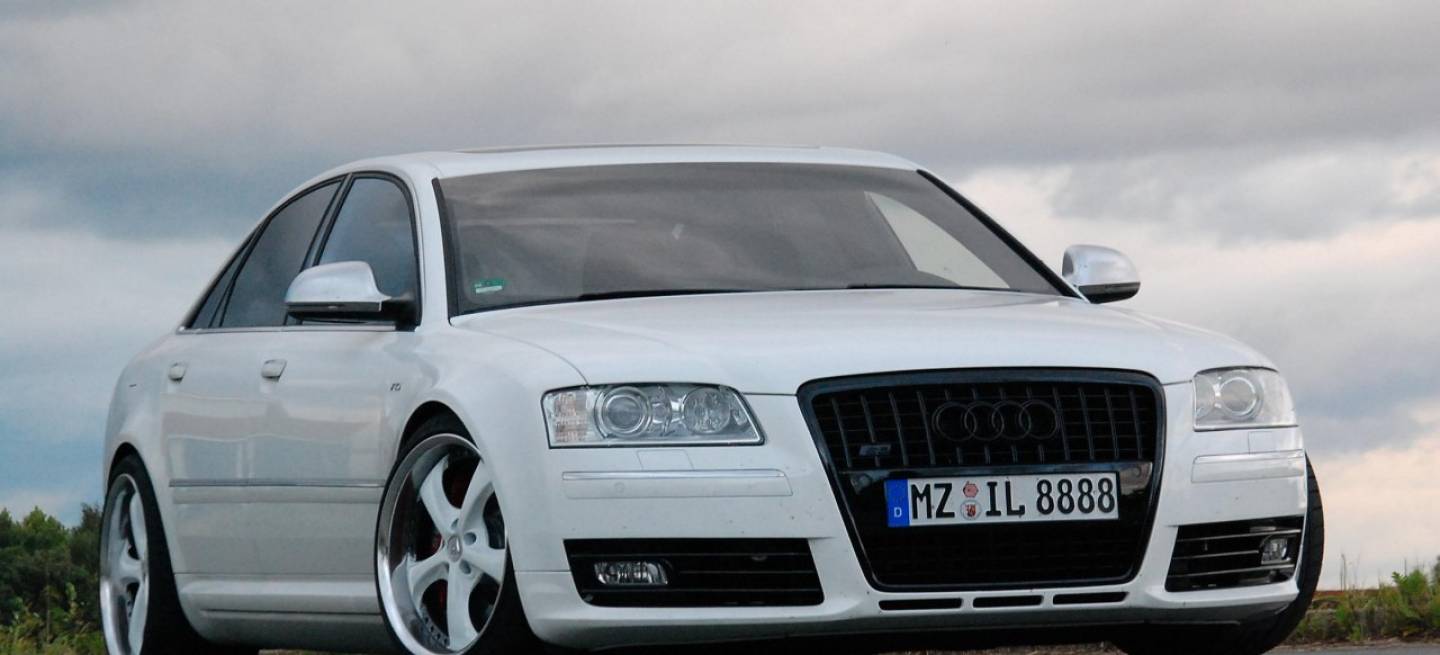 Audi S8 by Mariani