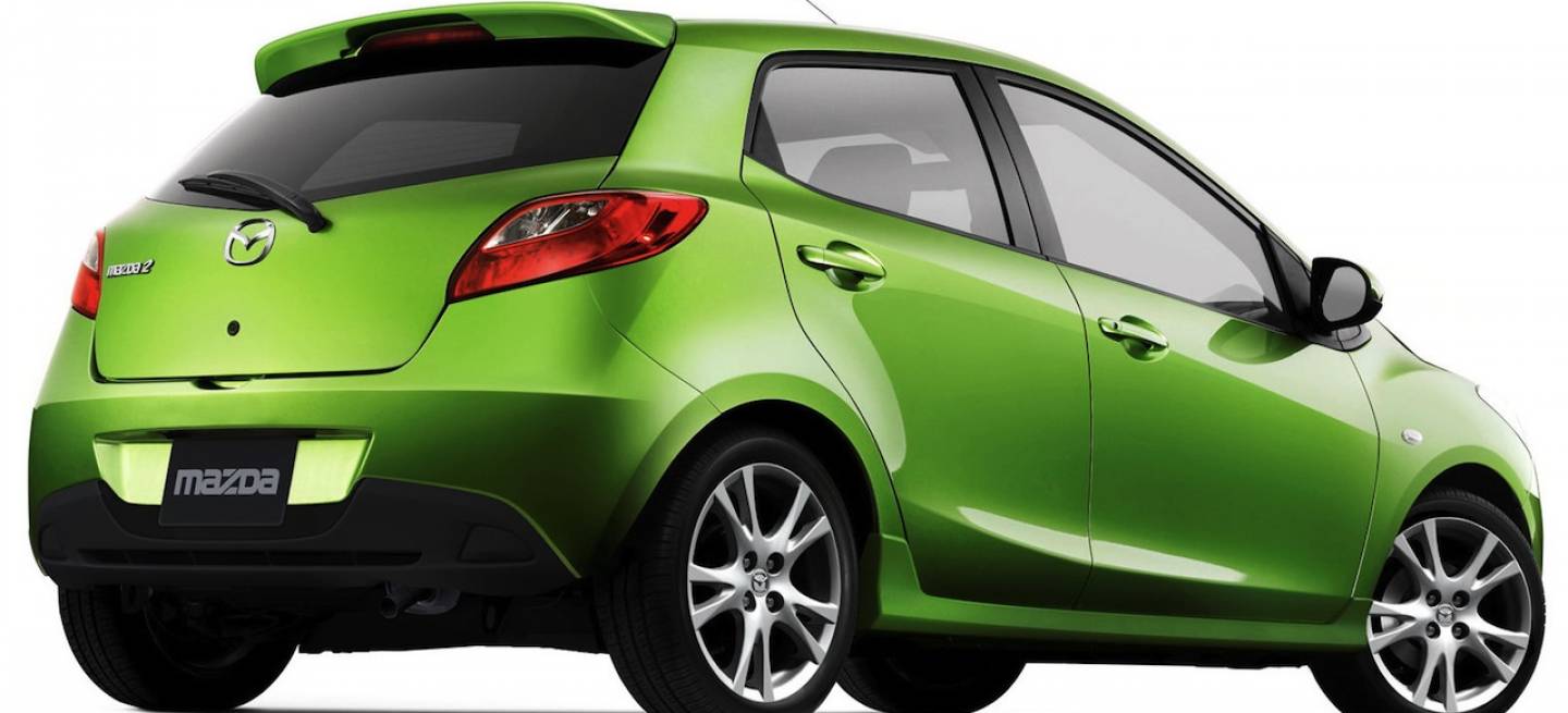mazda-2-2010-lavado-cara-1