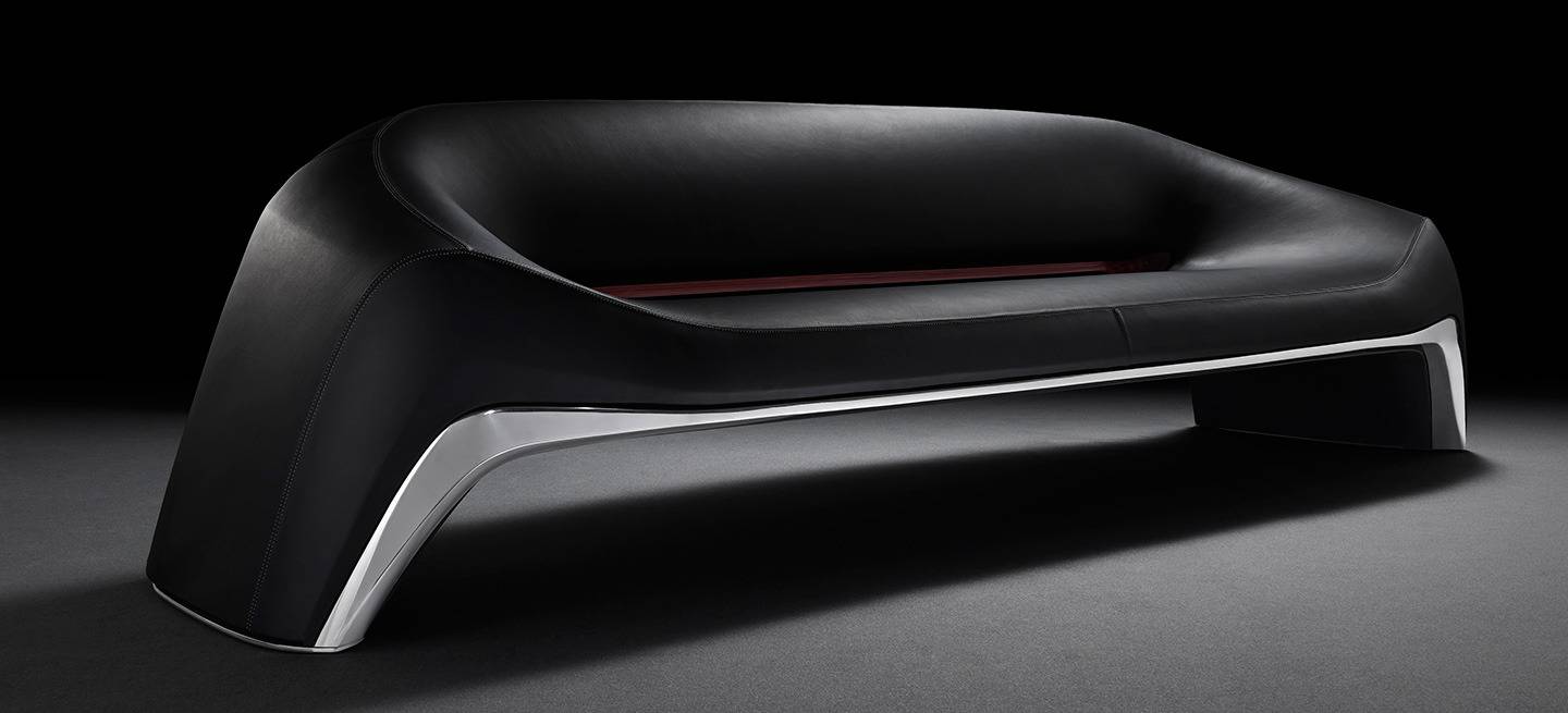 mazda-sofa-bicicleta-mesa-10-1440px