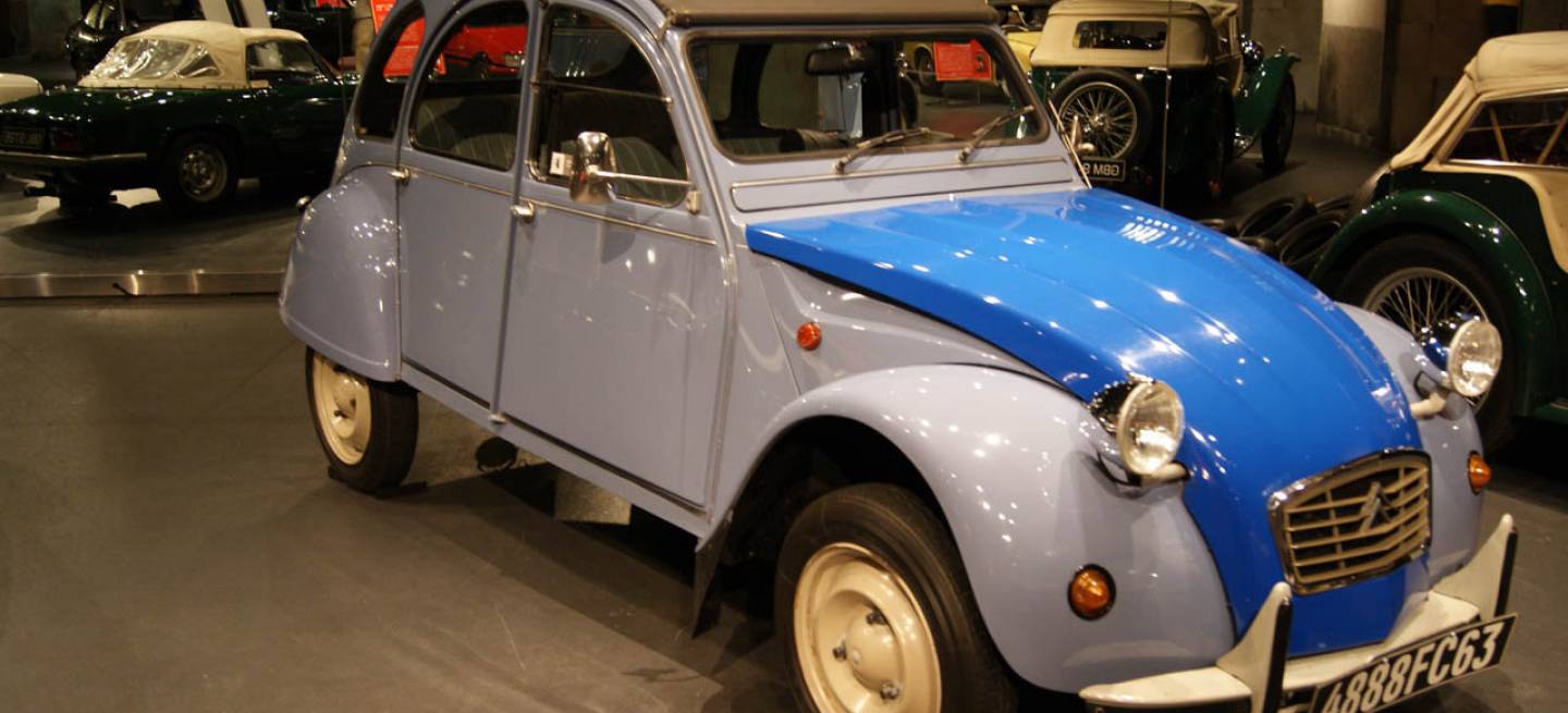 megaweb-2CV