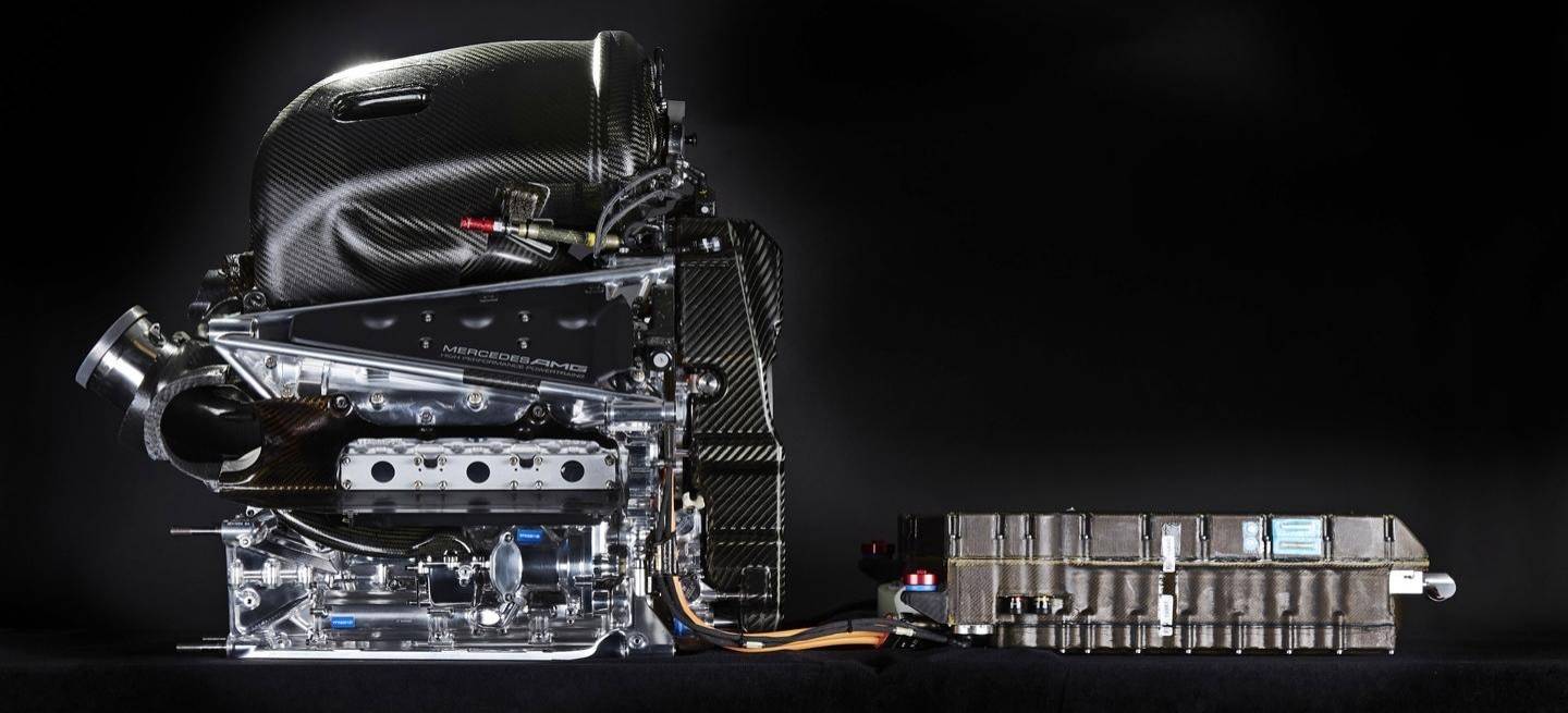 mercedes-amg-f1-motor-2016-01