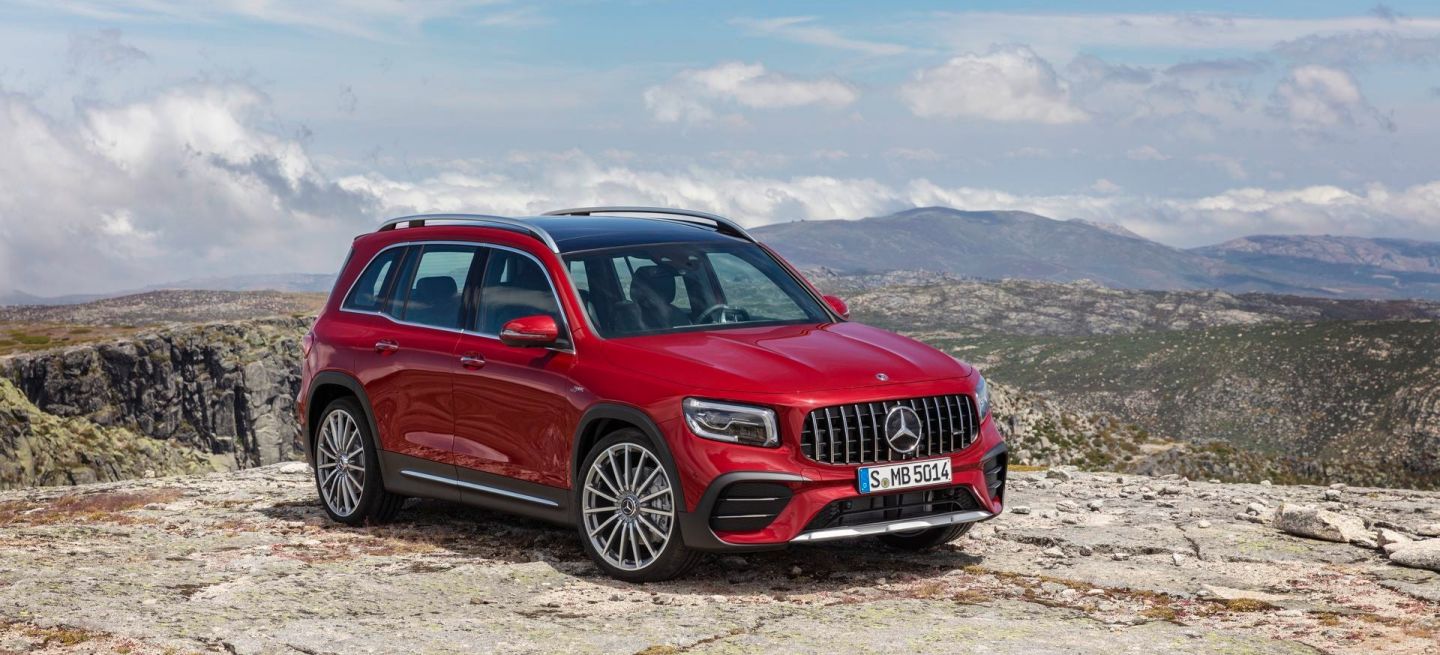 Konkurrenzlos In Seiner Klasse: Der Neue Glb 35 4matic Kombiniert Mit Einer Hohen Variabilität, Viel Platz Und Mit Hohem Fahrspaß Unrivalled In Its Class: The New Glb 35 4matic Combines Great Variability And Plenty Of Space With Sheer Driving Pleasure Konkurrenzlos In Seiner Klasse: Der Neue Glb 35 4matic Kombiniert Mit Einer Hohen Variabilität, Viel Platz Und Mit Hohem Fahrspaß Unrivalled In Its Class: The New Glb 35 4matic Combines Great Variability And Plenty Of Space With Sheer Driving Pleasure