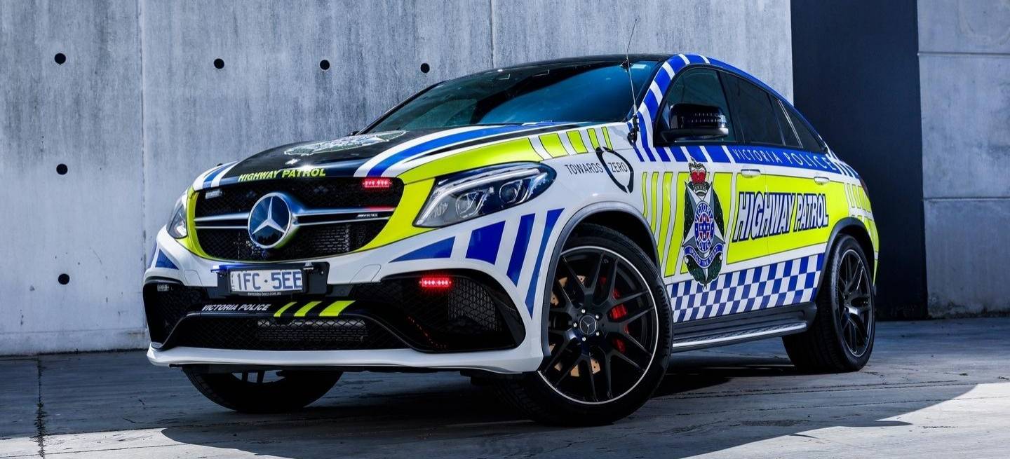 mercedes-amg-gle-coupe-policia-2016-01