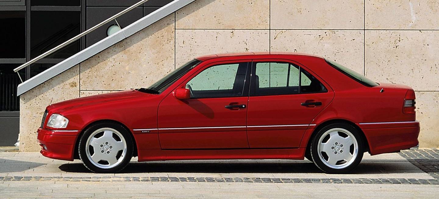 Erstes Gemeinschaftsprojekt Von Mercedes Benz Und Amg: Premiere Für Den Starken C Von Amg Vor 25 Jahren First Joint Project Between Mercedes Benz And Amg: Premiere For The Powerful C From Amg 25 Years Ago Erstes Gemeinschaftsprojekt Von Mercedes Benz Und Amg: Premiere Für Den Starken C Von Amg Vor 25 Jahren First Joint Project Between Mercedes Benz And Amg: Premiere For The Powerful C From Amg 25 Years Ago