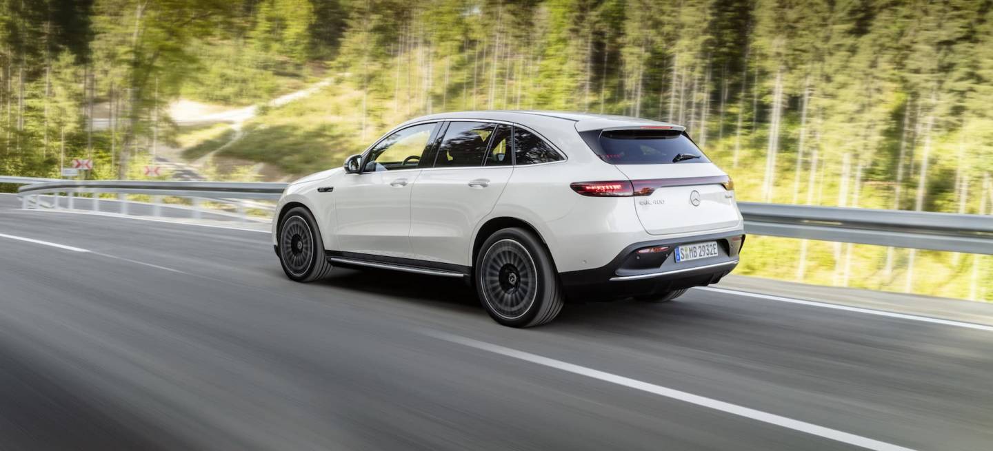 Der Neue Mercedes Benz Eqc: Der Mercedes Benz Unter Den Elektrofahrzeugen The New Mercedes Benz Eqc: The Mercedes Benz Among Electric Vehicles Der Neue Mercedes Benz Eqc: Der Mercedes Benz Unter Den Elektrofahrzeugen The New Mercedes Benz Eqc: The Mercedes Benz Among Electric Vehicles