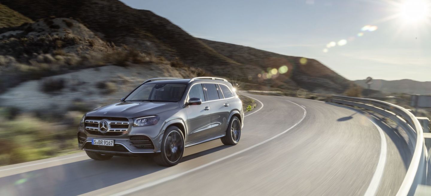 Der Neue Mercedes Benz Gls: Die S Klasse Unter Den Suv The New Mercedes Benz Gls: The S Class Of Suvs Der Neue Mercedes Benz Gls: Die S Klasse Unter Den Suv The New Mercedes Benz Gls: The S Class Of Suvs