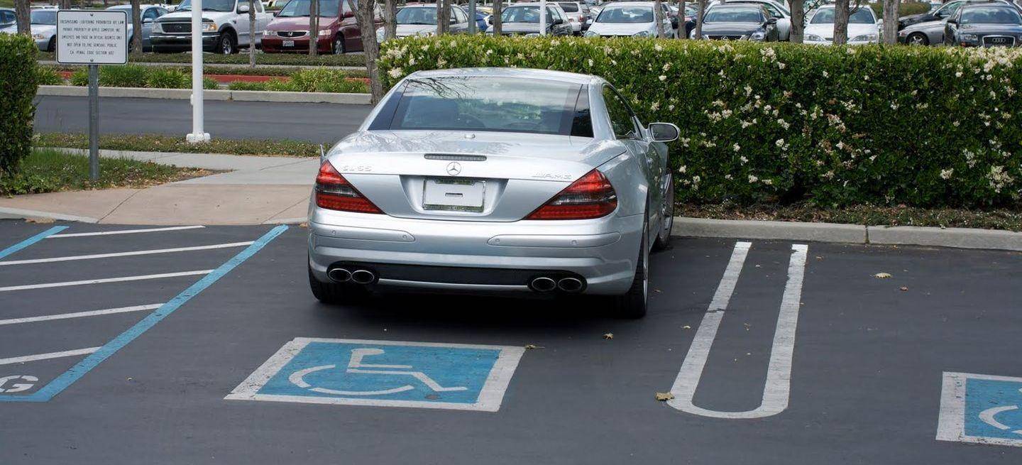 mercedes-sl55-amg-steve-jobs-p