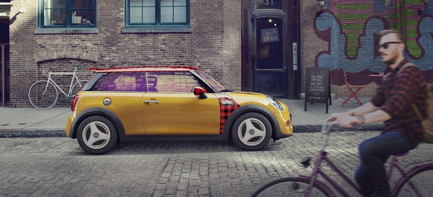mini-hipster-hatch-1