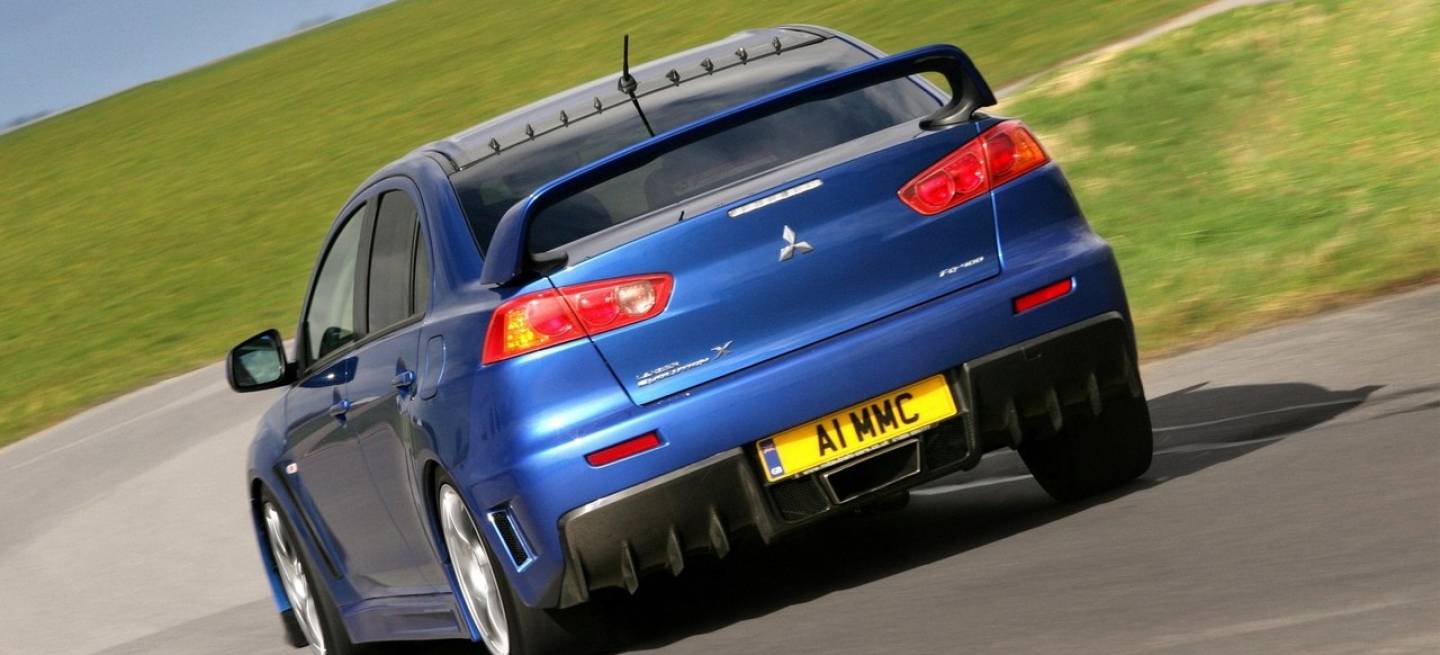 Mitsubishi Lancer EVO X FQ-400