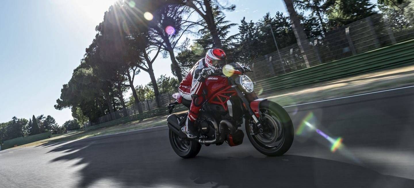 Monster 1200 R