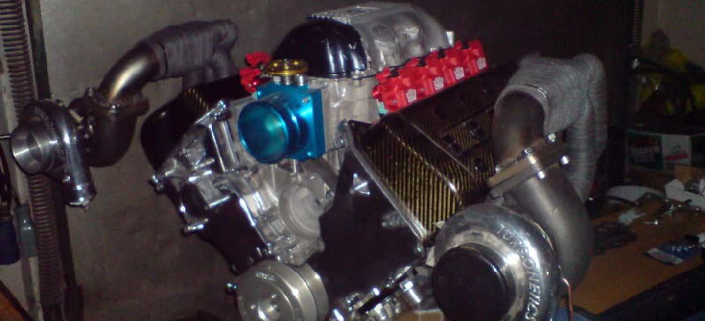 motor-koenig-con-2-turbos_1440x655c.jpg