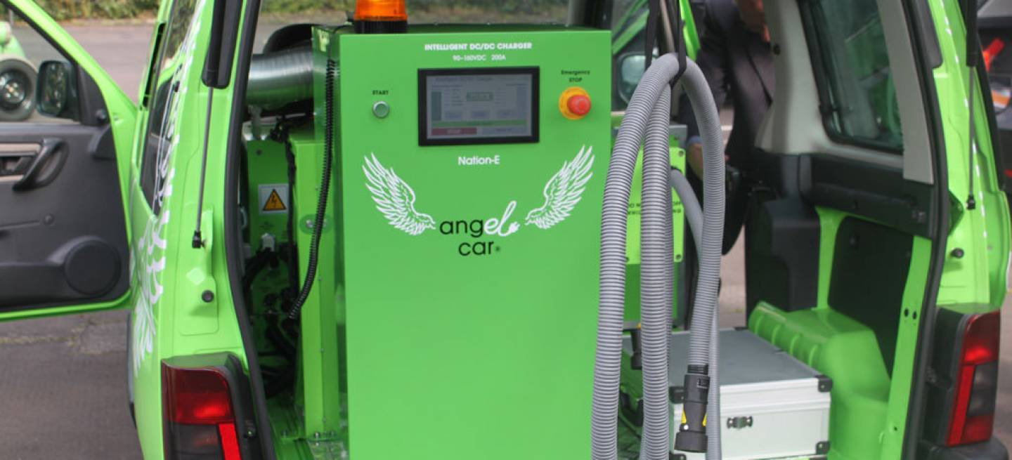 Estación de recarga eléctrica móvil Nation-E Angel Car