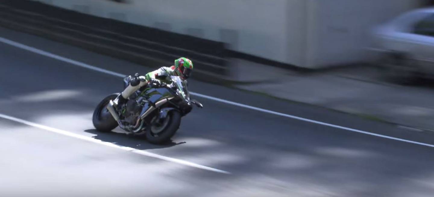 ninja-h2r-isla-man-video